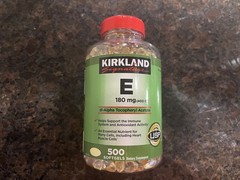 Kirkland Vitamin E 400 IU 500 Softgels ($0.054 per Softgel)