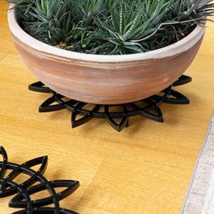 12″ Flower Wrought Iron Trivet, Pack of 2