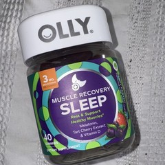 Olly Sleep PLUS Muscle Recovery 40 Berry Rest Gummies Exp July 2027