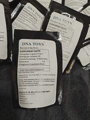 Resveratrol Powder 25g with 1/4 tsp scoop DNA TOYS Brand