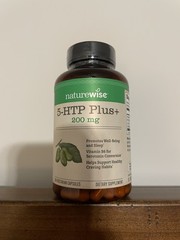 NatureWise 5-HTP 200mg Supplement from Griffonia Seeds w/ Cofactor Exp: 04/2027
