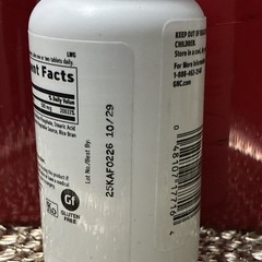 GNC Vitamin B-12 500 mcg Energy Production Gluten-Free 100 Vegetarian Tablets