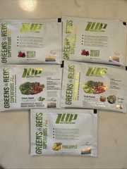 1UP NUTRITION GREENS & REDS Berry, Apple, Punch, Pineapple – 5 packets UNOPENED