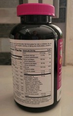 Nature’s Way ALIVE Women’ Gummy Multi Vitamin Supplement Mixed Berry 130 Gummies