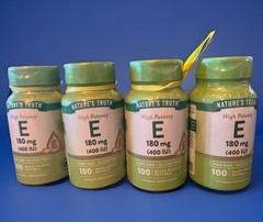 (4) Nature’s Truth High Potency E 180 MG 400 IU 100 Quick Release Softgels 2028