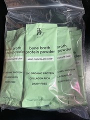 TD wellness bone broth protein powder 10 cinnamon roll Mint Chocolate Chip ￼