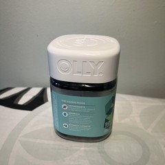 OLLY Flawless Complexion Gummy, 50 Ct each Berry Fresh 10/26