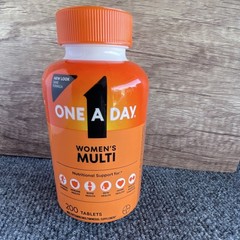 One A Day Women’s Multivitamin Immune Bone Skin Heart Mental Health 200 Tablets