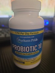 Puritan’s Pride Probiotic 10 with Vitamin D to Support Immune Function 120 Count