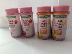 Pack of 4 Nature’s Bounty , 2 Citrus-flavored Gummies 2 Straberry Gummies, 80 Ct