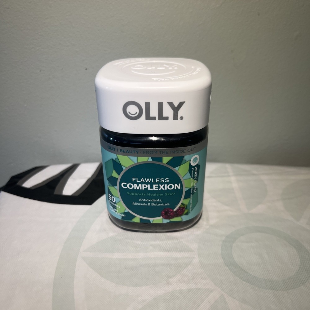 OLLY Flawless Complexion Gummy, 50 Ct each Berry Fresh 10/26